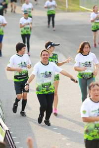 BIB: 
                            <button type="button" onclick="openModal(3552059)" class="btn btn-primary btn-sm float-right btn-popup" data-toggle="modal" data-target=".modal-high-quality">
                        <i class="fas fa-shopping-cart"></i> Add to Cart
                    </button>
                                            <button type="button" onclick="isThisMe(3552059, true)" class="btn btn-success btn-sm float-right btn-popup btn-isme hidden" data-toggle="tooltip" data-placement="bottom" title="นี่คือรูปของคุณใช่ไหม คลิกที่นี่เพื่อเอาเข้าอัลบั้ม">
                        <i class="fas fa-plus"></i> Add to album
                    </button>
                    <button type="button" onclick="isThisMe(3552059, false)" class="btn btn-warning btn-sm float-right btn-popup btn-isnotme hidden">
                        <i class="fas fa-ban"></i> Remove from album
                    </button>